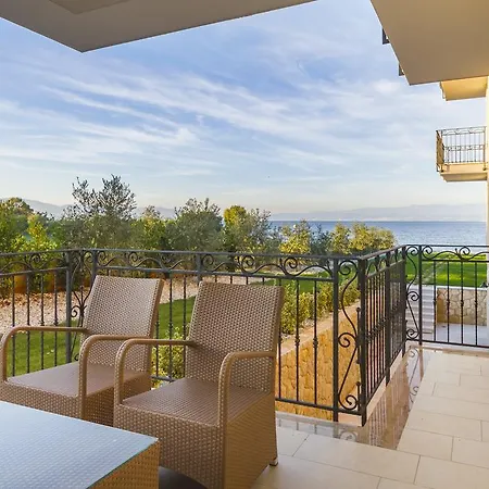 Luxury Matea Apartment